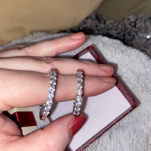 Gorgeous cubic zirconia hoops Great Christmas Gift!!! - Picture 2 of 8